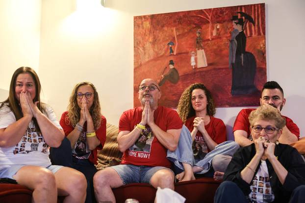 Hostages-prisoners swap deal between Hamas and Israel