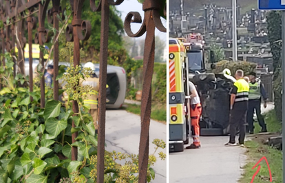 Nesreća kod Židovskog groblja u Karlovcu: Auto završio na boku, ozlijeđena vozačica