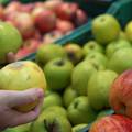 Hrvatska: Prodavali jabuke iz uvoza pod domaće, u njima su našli tvari zabranjene od 2014.!