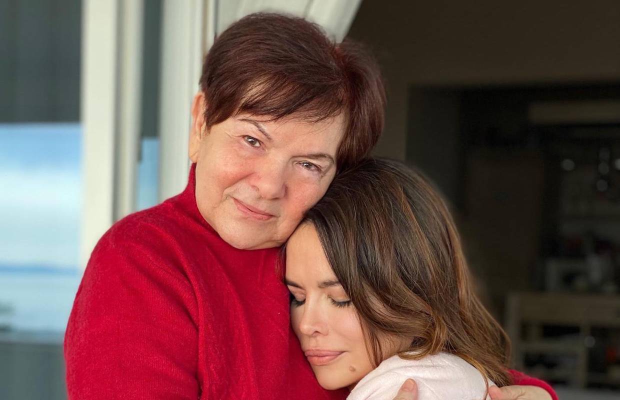 Severina posvetila emotivnu objavu majci: 'Moje utočište'