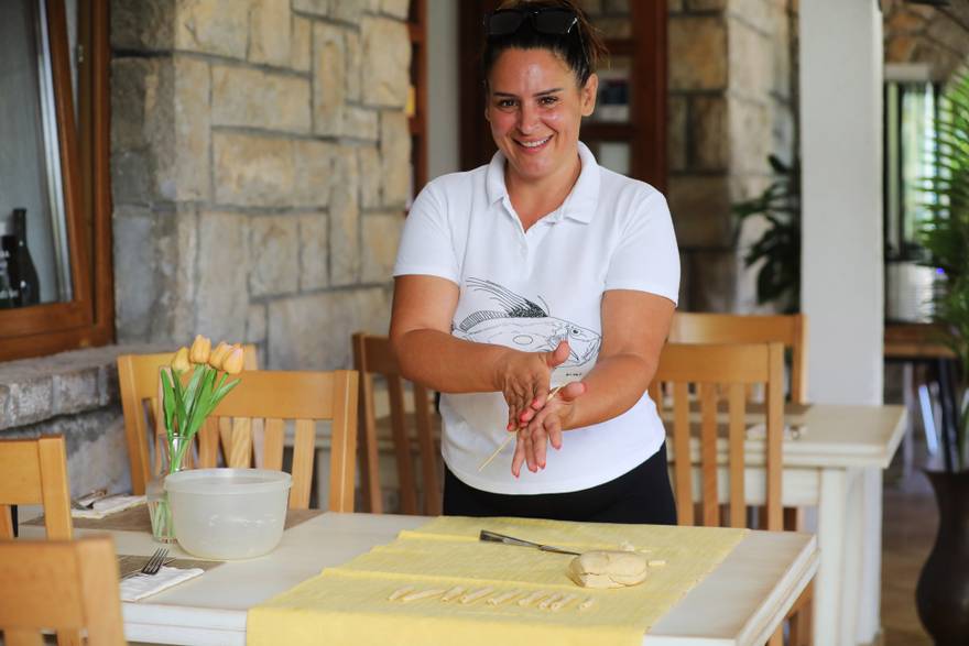 Malinska: Restoran Gatto Nero, vlasnici i jela sa &scaron;urlicama