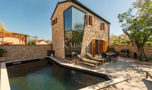 FOTO Ova vila sagrađena od kamena starog 120 godina, a cijena je prava sitnica