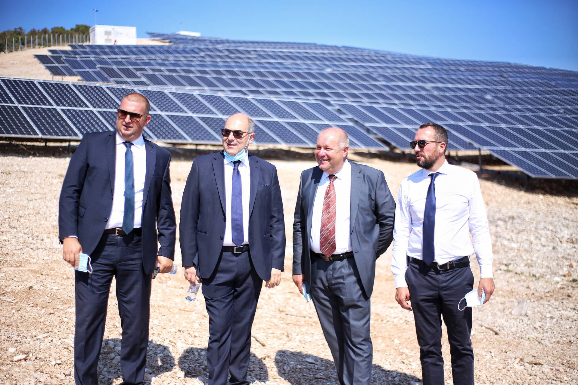HEP na Visu otvorio najveću solarnu elektranu u Hrvatskoj