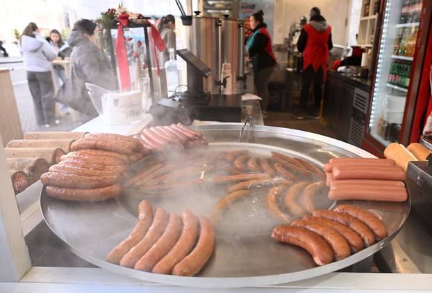 Zagreb: Kako izgleda grad uoči otvorenja adventa,