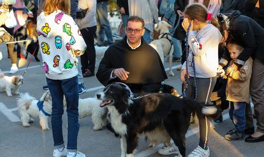 U Zagrebu blagoslovili kućne ljubimce povodom obilježavanja svetkovine sv. Franje Asiškog