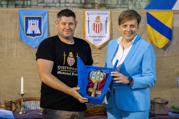 Otvoren je  13. Srednjovjekovni festival u Svetvinčentu