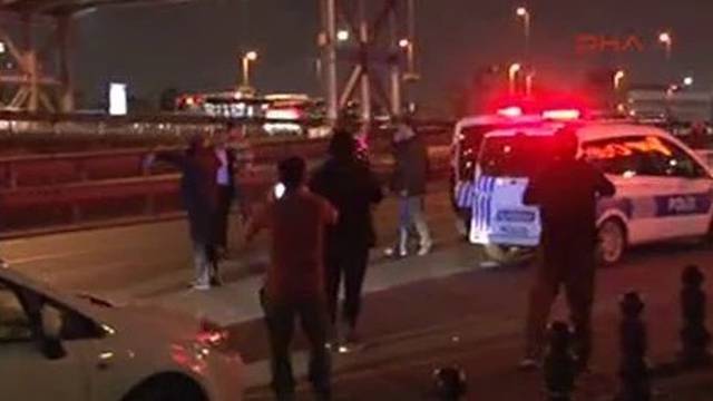 Najmanje troje ljudi ozlijeđeno u eksploziji bombe u Istanbulu