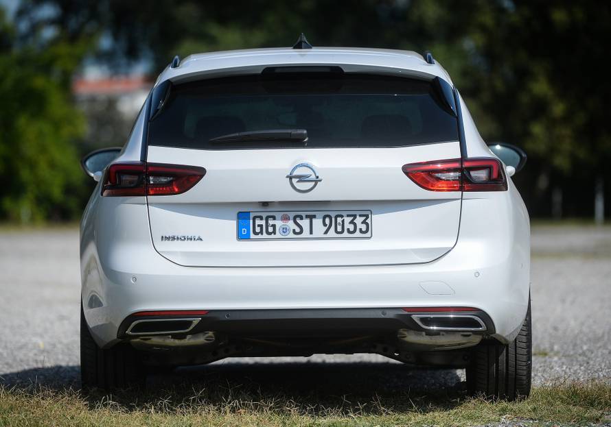 Redizajnirana Opel Insignia: Mnogo novosti ispod karoserije