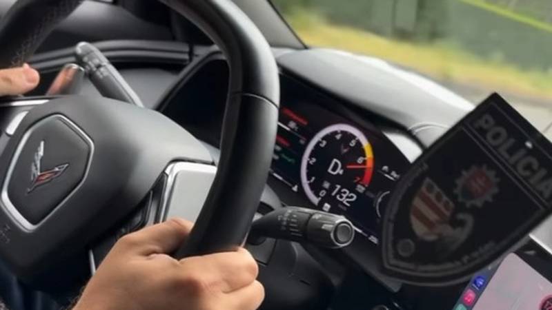 Dino Prižmić snimio kako auto juri ulicama Zagreba preko 130 na sat. Kazne za to su velike...