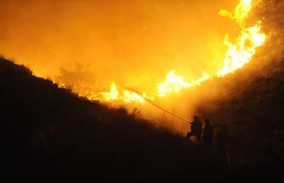 U Španjolskoj i Grčkoj i dalje bijesne veliki požari