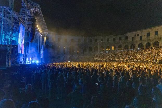 Koncert Tonija Cetinskog u pulskoj Areni