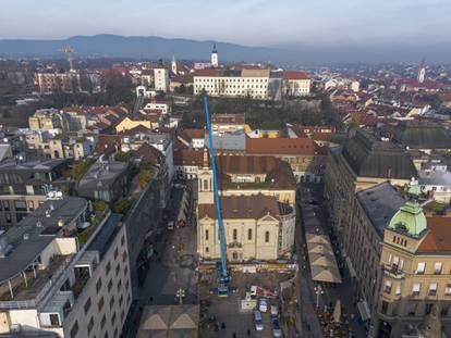 POGLED IZ ZRAKA Zagreb: Kupola teška 6 tona napokon je vraćena na toranj crkve