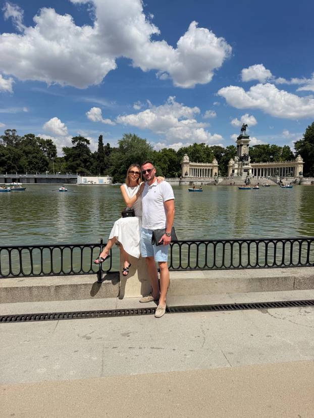 FOTO Bivša Fernandesova žena Marta ima novog dečka, evo romantičnih fotki koje dijele
