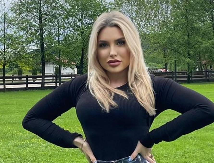 Petra iz 'Braka na prvu' objavila fotke sa i bez filtera, fanovi joj poručili: 'Svakako si predivna'