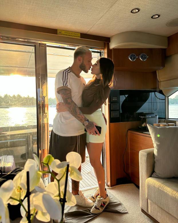 FOTO Interov bek tragičar je finala LP, ali ona će ga utješiti