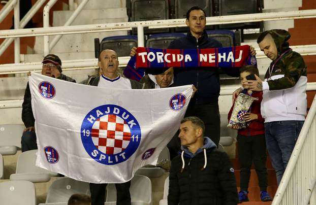 Split: Atmosfera na Poljudu uoči početka utakmice Hajduk - Dinamo