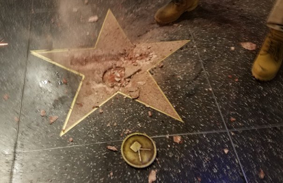 Uništena Trumpova zvijezda na holivudskom Šetalištu slavnih
