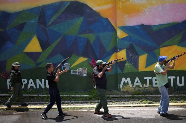 Venezuela holds drills to train citizens in weapon handling