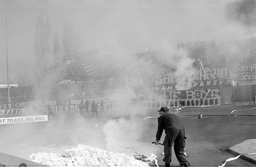 Zagreb: NK Croatia i HNK Hajduk na stadionu u Maksimiru, 24.03.1996.