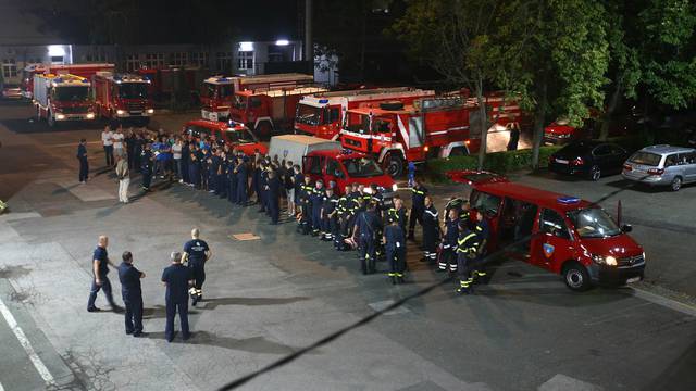 Stiže pomoć iz cijele Hrvatske: Gasit će požar barem pet dana