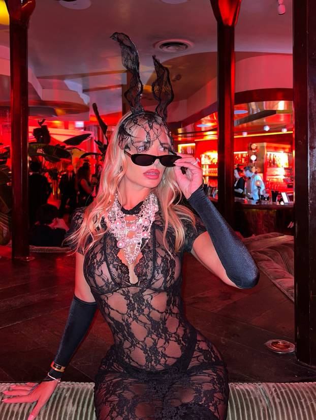 FOTO Zategnuta do savršenstva: Njena izdanja u bikiniju uvijek ostavljaju bez daha