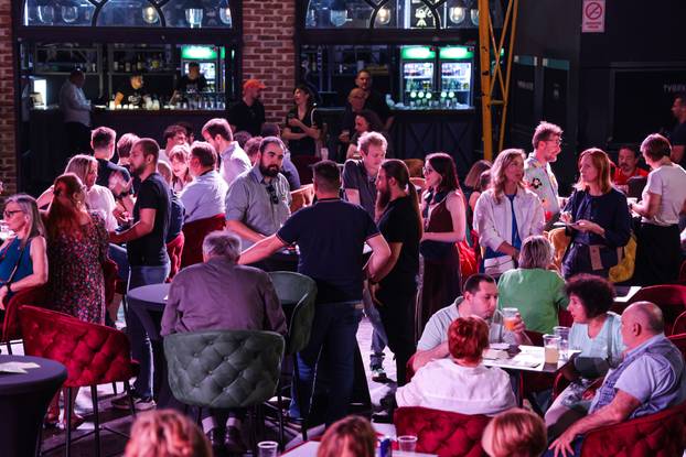 Zagreb: Do?ek izbornih rezultata u stožeru stranke Možemo! i SDP-a