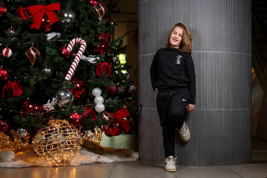 24 SATA Zagreb: Dječak Patrick pušta dugu kosu pa je donira djeci oboljeloj od malignih bolesti