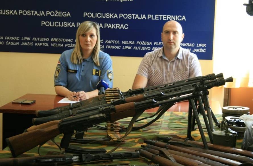 Rambo iz Brestovca: Kod dede (78) su pronašli arsenal oružja