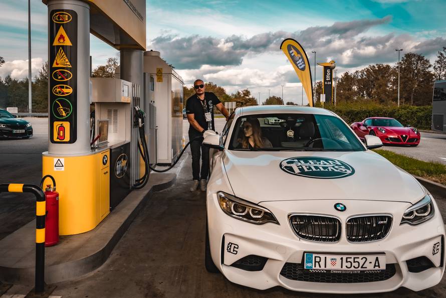 Rijeka: Luksuzni super automobili okupirali Korzo