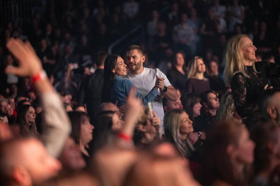 Zagreb: Koncert Sergeja Ćetkovića u Areni Zagreb