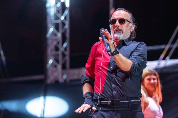 Koncert Tonija Cetinskog u pulskoj Areni