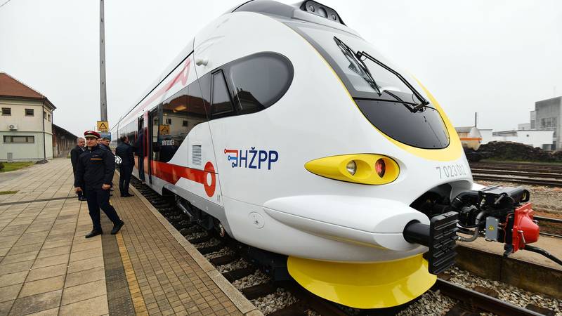 Vlak ponovno vozi prema BiH: Povezuje Ploče i Sarajevo, put će trajati oko pet i pol sati