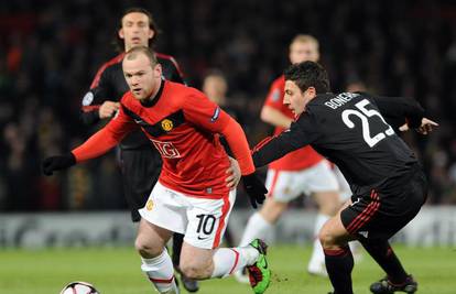 Milan bez izgleda: Rooney se poigravao sa 'starcima'