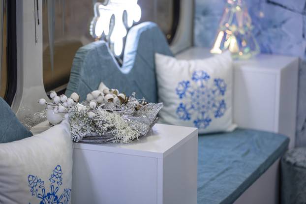 Božićni tramvaj uveseljavat će putnike u Osijeku 