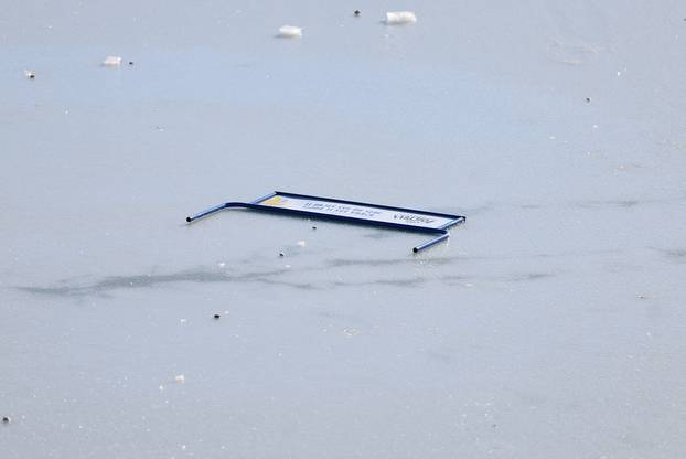 Zagreb: Sunčani ali prohladni dan na jezeru Jarun