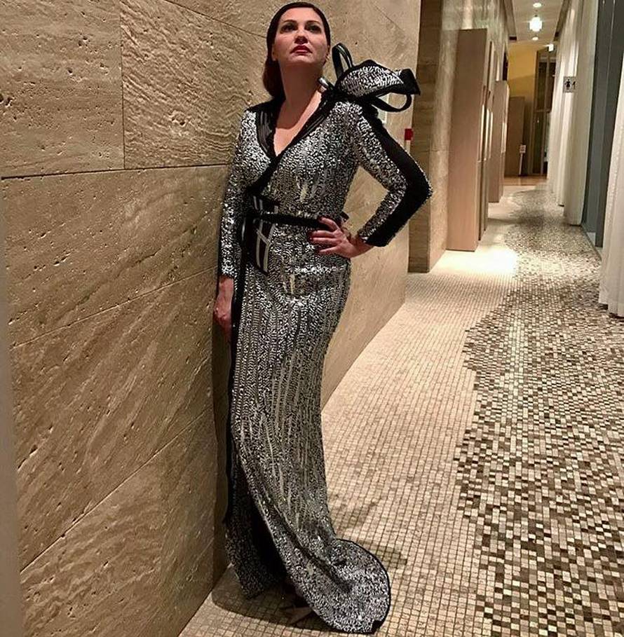 Na novogodišnjem koncertu Nine Badrić 'pale' zaruke: 'Ovo mi je najljepši dan u životu'