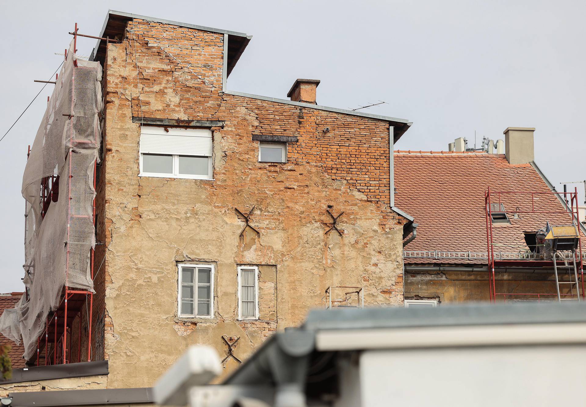 Stanari iz Ilice uzeli stvar u svoje ruke: 'Ne možemo više čekati državu da nam pomogne'