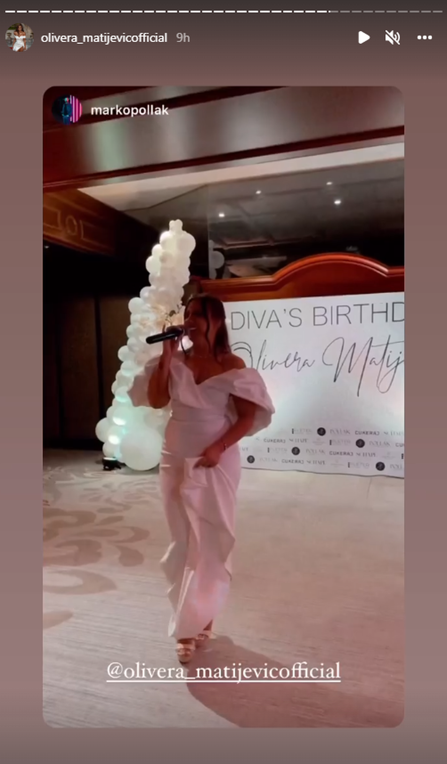 Olivera slavila roćkas u hotelu gdje su nogometaši: Pjevala s Drmićem, piće teklo u potocima