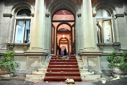 FOTO Ovako izgleda skupština u Beogradu nakon nereda