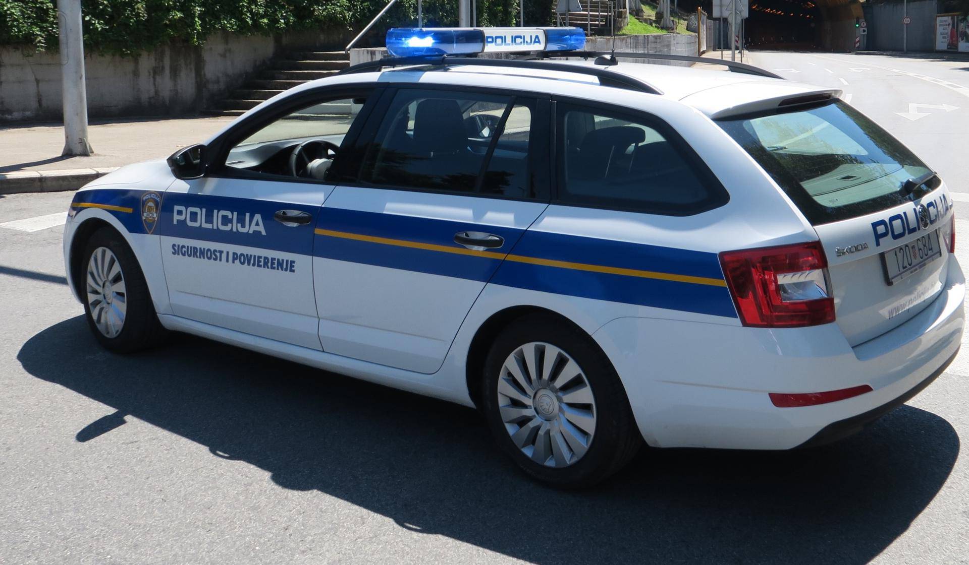 U teškoj nesreći u Osijeku je poginuo vozač (49) motocikla