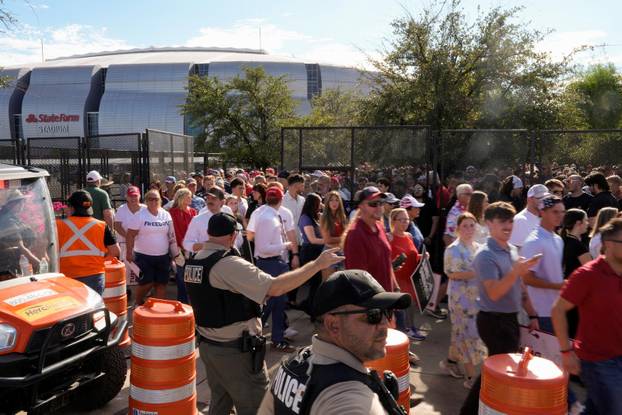 Memorial service for slain conservative commentator Kirk in Glendale