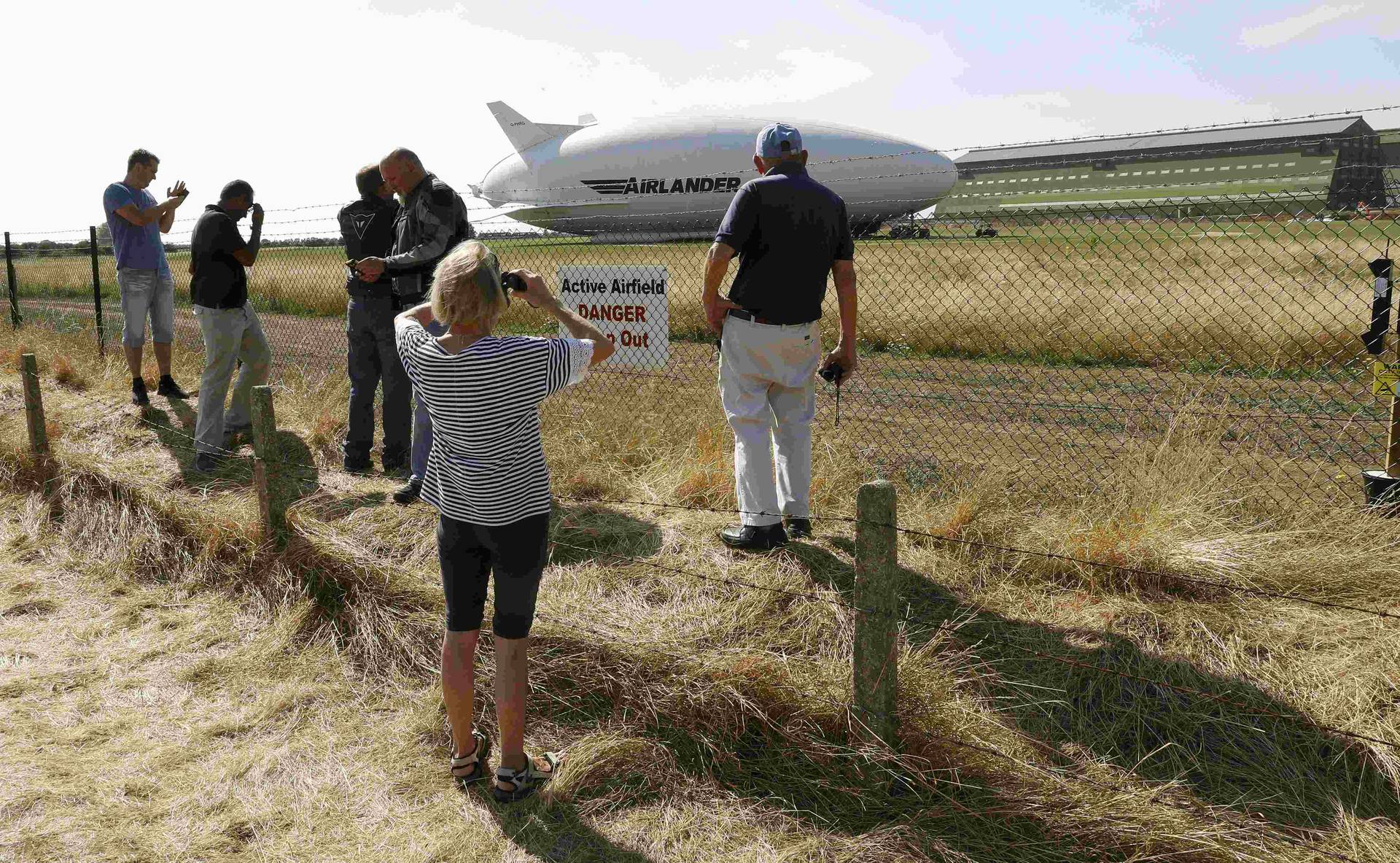 Airlander 10 крушение. Крушение дирижабля Айрландер 10.