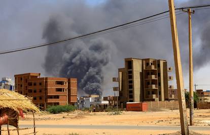 Rat u Sudanu opet eskalirao: Najmanje 40 mrtvih u vojnim zračnim napadima na Kartum