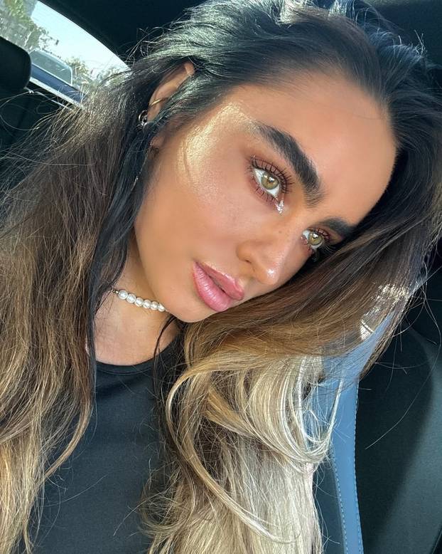 FOTO Zovu je boginjom tangica: 'Ovo je najbolja guza interneta'