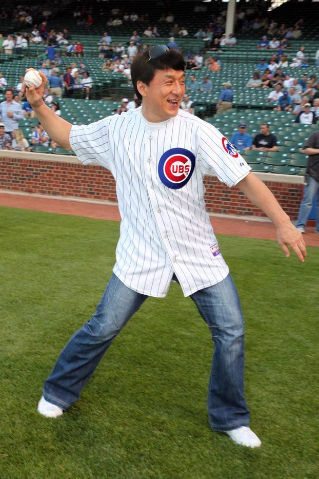 Chicago: Jackie Chan bacao prvu loptu na otvorenju baseball sezone