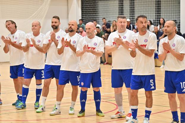 Makarska: Donatorska utakmica veterana Hajduk - Dinamo za Mladena Bartolovića