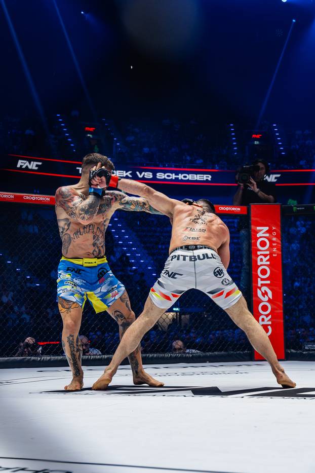 FOTO FNC ljepotice su zavladale Münchenom: Meri Goldašić, Valentina Miletić, ring djevojke