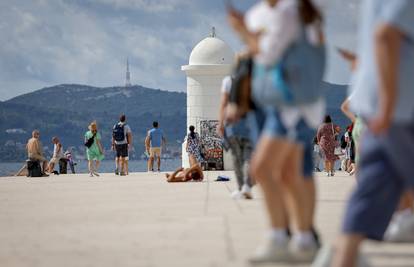 DZS: Manje komercijalnih soba i apartmana, dok je broj kreveta bio isti kao 2024. godine