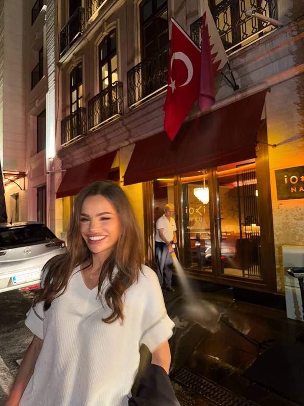 Severinin ludi noćni provod u Turskoj! 'Padale' puse i zagrljaji cijelu večer: 'Hiljadu luđaka!'