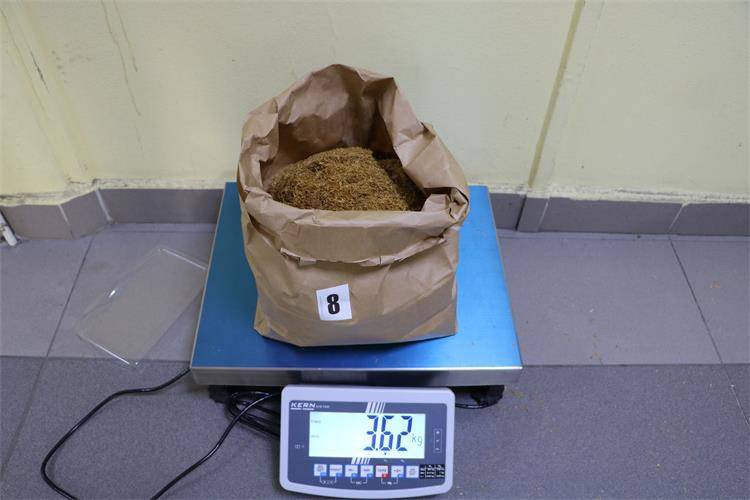 Osječanin skrivao 86 kg duhana